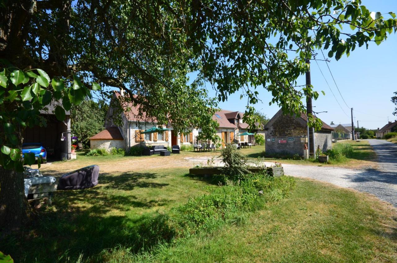 Gite En Berry Moulins-sur-Céphons Eksteriør billede