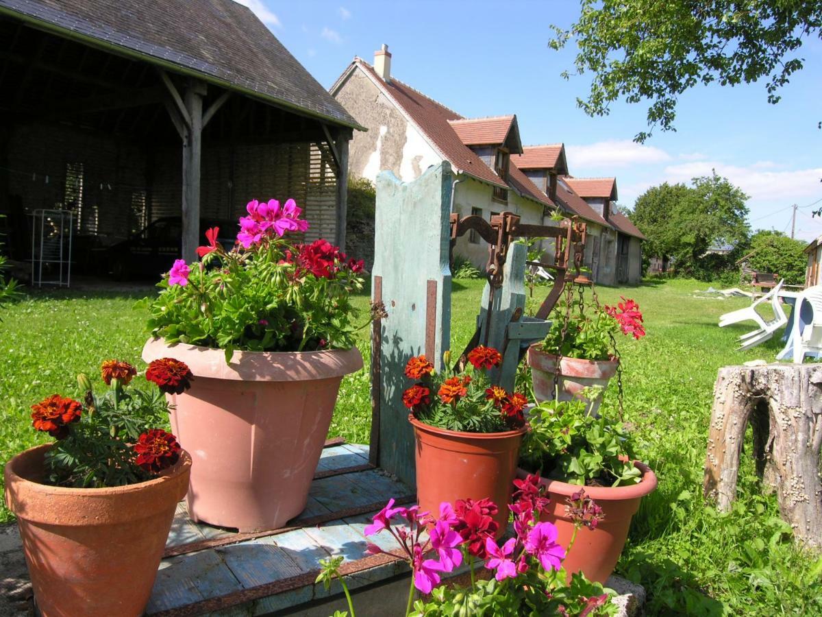 Gite En Berry Moulins-sur-Céphons Eksteriør billede